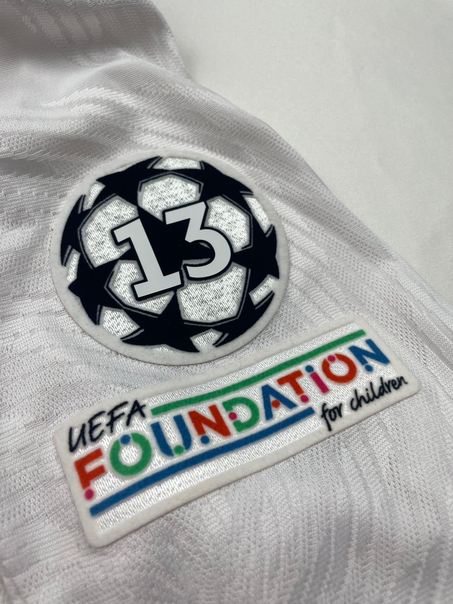 2021/22 Real Madrid Europe Benzema #9 Player Issue (8)