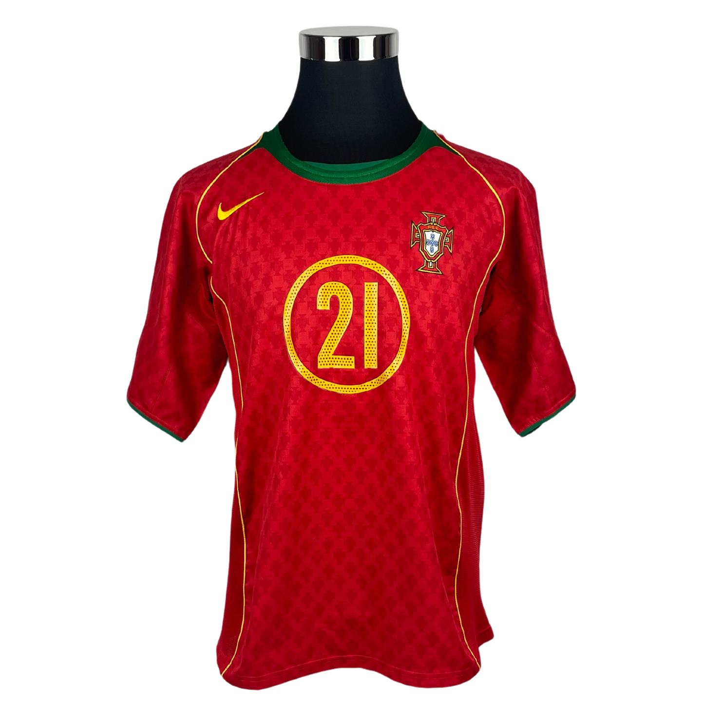 2004 Portugal Home Nuno Gomes #21 (L)