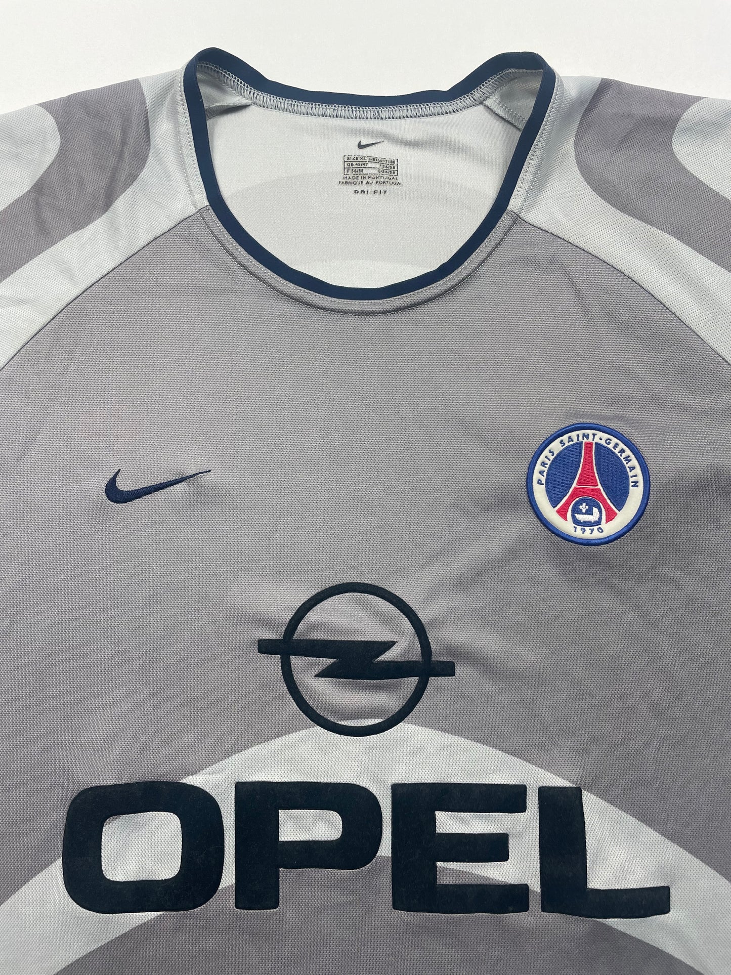 2001/02 Paris SG Away