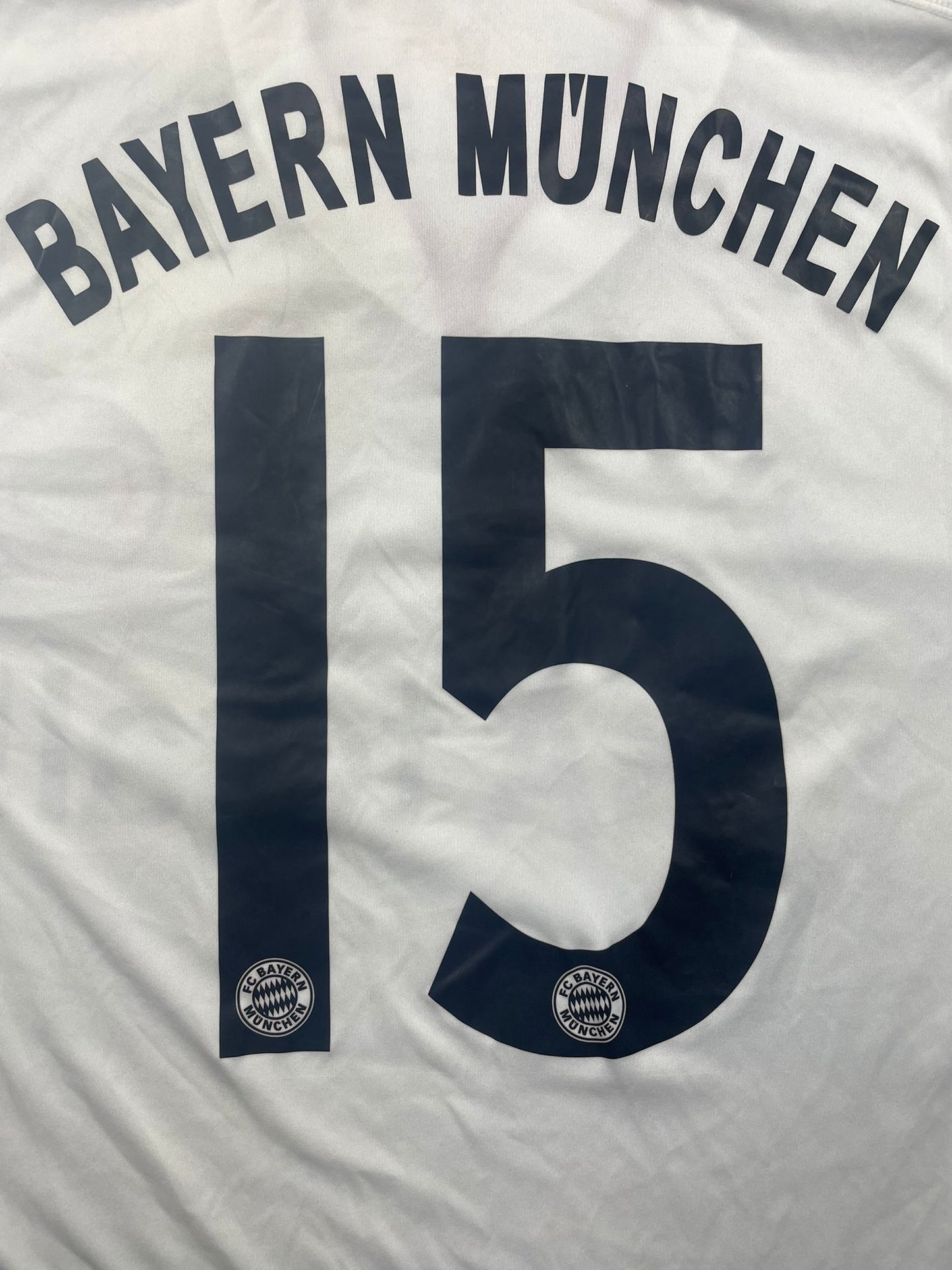 2010/11 Bayern Munich Away #15